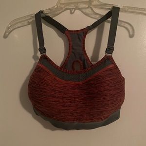 NWOT Champion max support sports bra  L
